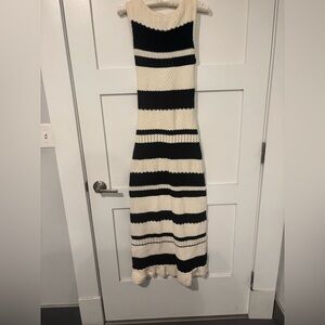 NWOT- ASOS DESIGN knit‎ midi dress in stitch detail lace up back-size XS (0-2)